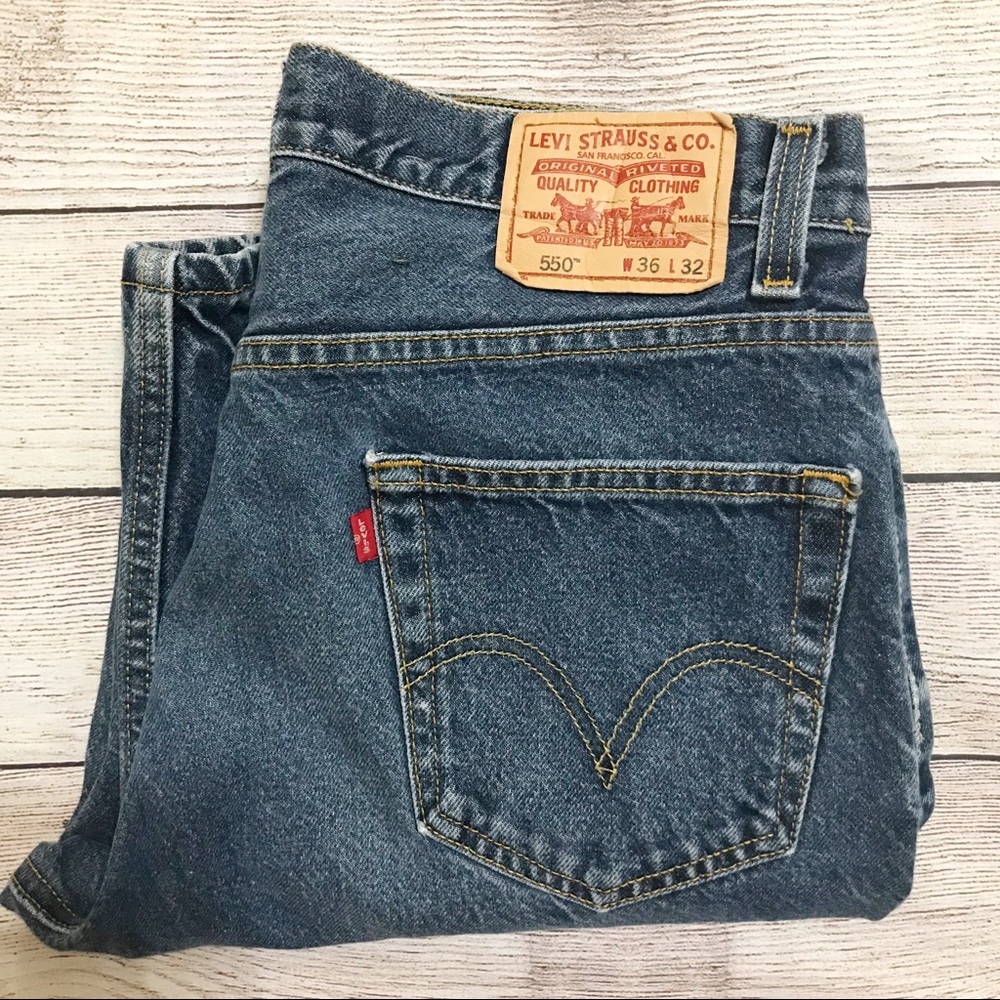 Vintage Levi’s Men’s 550 Relaxed Fit Jeans 36Wx32L